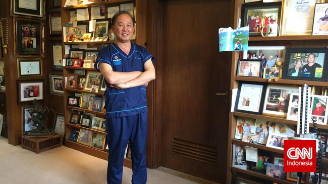 Batang otak adalah organ yang sangat sensitif, belum ada dokter melaporkan pembedahan batang otak yang tercatat secara jelas sampai Prof Eka melakukannya.