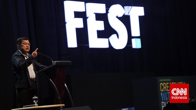 Wakil Presiden Jusuf Kalla meminta agar Polri berhati-hati jika mengusut kasus yang terkait kebijakan.