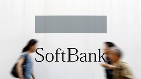Softbank Buat Aplikasi Cari Mobil di Tempat Parkir