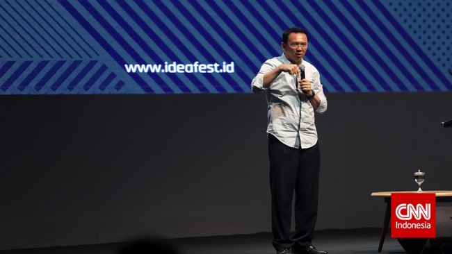 Ahok menilai dengan putusan MK atas DPT Pilkada akan mendorong calon independen untuk muncul dan ikut berkompetisi tanpa perlu dukungan partai.