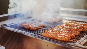 Sate Ayam Madura Mejeng di Australia