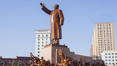 Patung Raksasa Patung Raksasa