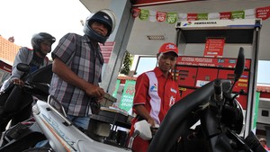 Bahaya Mesin Kendaraan Diisi Pertalite Campur Air