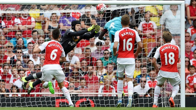 Arsenal yang tertekan di dua babak pertandingan saat melawan Tottenham Hotspur di ajang Piala Liga, namun berhasil jadi pemenangnya.