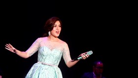 Sesibuk-sibuknya Raisa, Tetap Rayakan Hari Ibu di Rumah