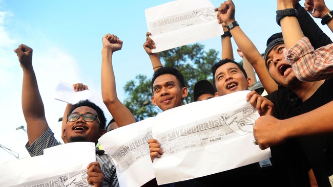 Upah layak tersebut akan meningkatkan mutu jurnalisme dan memberikan informasi yang lebih bermutu pada masyarakat.