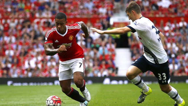 Memphis Depay memiliki andil dalam gol bunuh diri Kyle Walker. Ia terima 'umpan salah' Nabil Bentaleb dan meneruskannya ke sang pemberi 'assist', Ashley Young.
