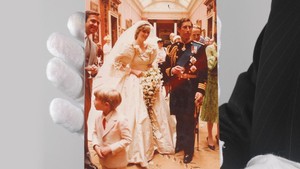 'Pesan Rahasia' di Sepatu Pernikahan Diana-Charles