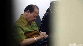 Sutan Bhatoegana Resmi Dipindah Ke Lapas Sukamiskin