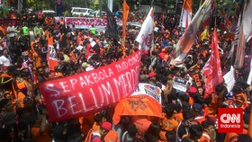 Jakmania: Sepak Bola Itu di Lapangan Hijau, Bukan Meja Hijau