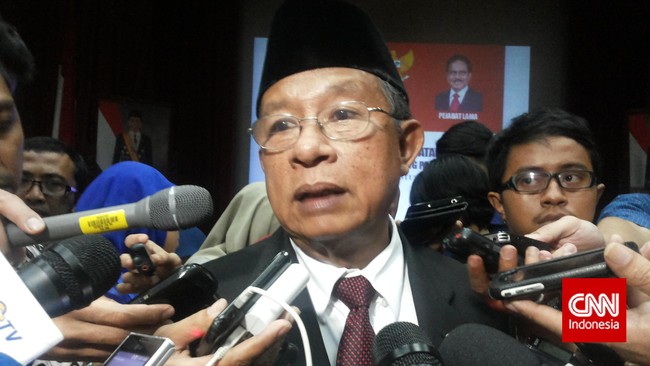 Demi menjaga pertumbuhan ekonomi, Indonesia harus mau menerima investasi asing meski dinilai akan berdampak pada nilai tukar Rupiah.