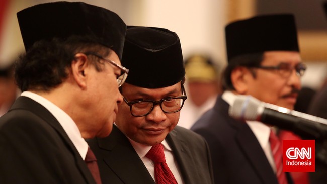 Pramono Anung bukannya mendadak ditunjuk menjadi Sekretaris Kabinet menggantikan Andi Widjajanto. Jokowi telah meminta secara resmi sejak tiga minggu lalu.
