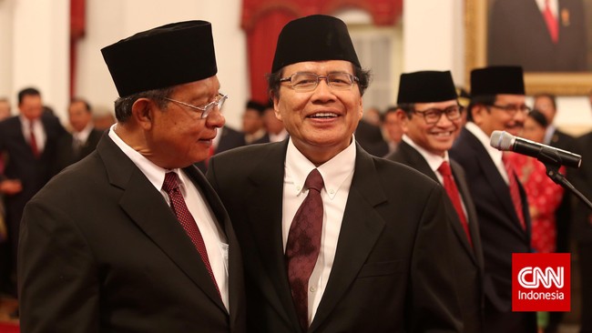 "Menko Bidang Kemaritiman mendapatkan kepuasan sebesar 61,3 persen dari masyarakat," kata Peneliti CSIS, Arya Fernandes.