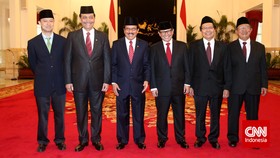 Kembali Polemik, Staf Kepresidenan Dinilai Tetap Diperlukan