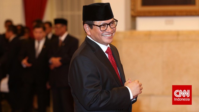 Sekretaris Kabinet Pramono Anung berkata, isu rasionalisasi PNS yang berkembang sepekan terakhir sumir dan tidak berdasar.
