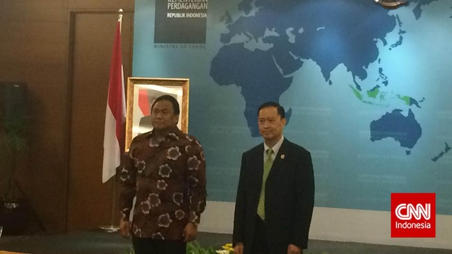 Rachmat Gobel berharap Thomas Lembong dapat meneruskan dan mengevaluasi program kerja yang telah disusun dan dilakukan oleh Kementerian Perdagangan.