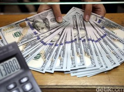 Dolar AS Tempel Ketat Rupiah di Rp 15.587