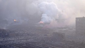 Terguncang Ledakan, Pelabuhan Tianjin Tetap Beroperasi