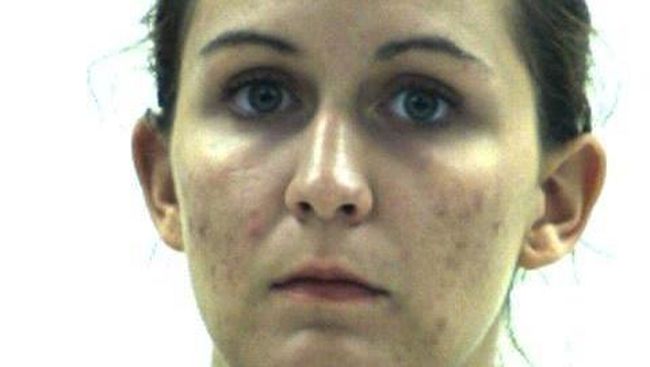 Brandi Lee Weaver-Gates mengelabui publik dengan mengaku didiagnosis mengidap leukimia limfositik pada Maret 2013.