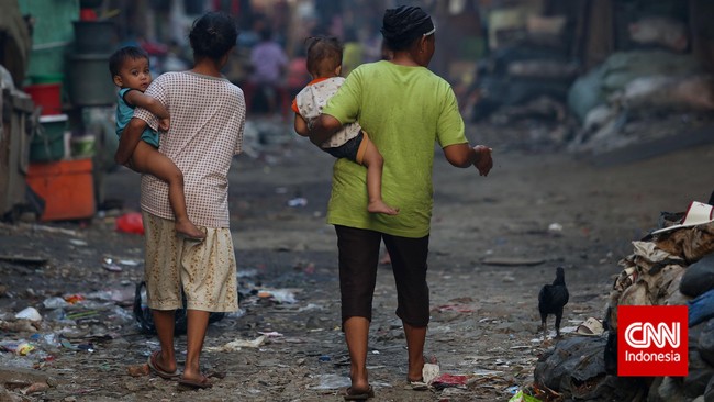 Menurut Djarot, persoalan bukan terletak pada tingkat kemiskinan, melainkan pada tingginya kesenjangan antara kelompok miskin dengan kelompok kaya di Jakarta.