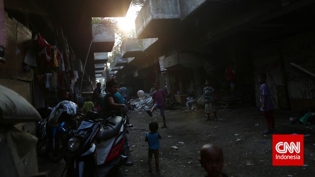 Unicef memperkirakan 2 juta anak Indonesia jatuh ke jurang kemiskinan bila pemerintah menghentikan