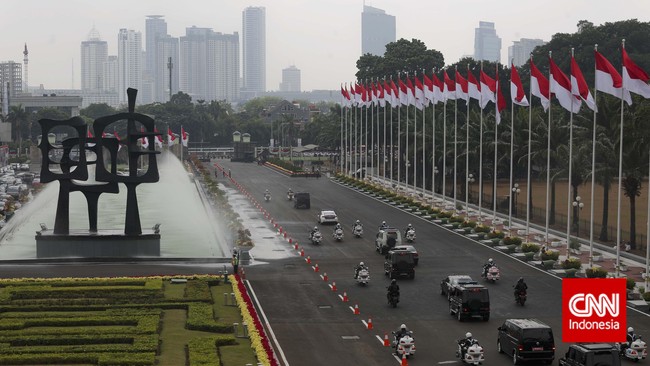 Dengan dikembalikannya kewenangan MPR untuk menyusun dan menetapkan GBHN maka menurut Saldi akan berimplikasi pada kedudukan lembaga tinggi negara tersebut.