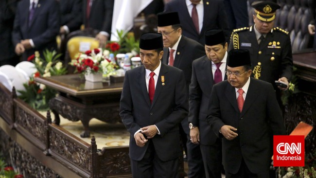 Merujuk Surat Edaran Menkeu No S-841/MK.02/2014, hingga kini Jokowi belum mencabut moratorium pembangunan gedung bagi lembaga dan kementerian.
