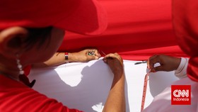 Polisi Usut Pencopotan Bendera Merah-Putih di Kalibata City