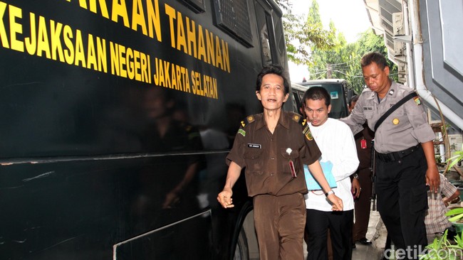 Hari ini adalah sidang keempat setelah sebelumnya sidang mengahadirkan petugas kepolisian sebagai saksi dalam kasus ini.