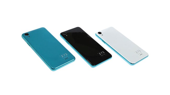 Produk tersebut terdiri dari smartphone tanpa SIM card, kamera aksi, koper pintar hingga juga berbagai jenis earphone.