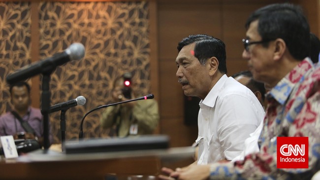 Pakar menganalogikan teknik 'cuci otak' Dokter Terawan dengan 'batu Ponari' dan 'tongkat Perkins' yang berbasis imajinasi kesembuhan.