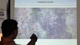 Evakuasi Jenazah Korban Trigana Air Lewat Udara Besok