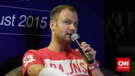Dash Berlin, dari Ladang Stroberi ke Lantai Dansa