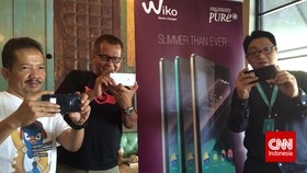 Ponsel Pintar Tak Melulu Soal Spesifikasi