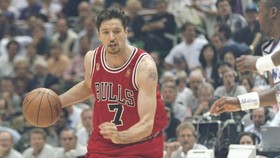 Toni Kukoc Kembali Gabung Chicago Bulls
