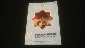 Buku Pedoman Agar Jemaah Haji Tak Dehidrasi di Tanah Suci
