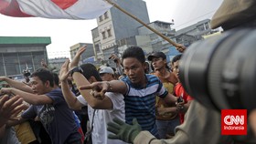 Prinsip HAM Ahok terkait Kampung Pulo Dipertanyakan