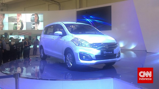 Pangsa pasar Suzuki Ertiga tercatat 12,05 persen dengan penjualan 30.693 unit. Sementara Toyota Avanza 50,74 persen dan Honda Mobilio 16,86 persen. 
