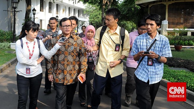 Pramono Anung menilai jika di suatu daerah calonnya tunggal maka sebaiknya dicarikan jalan keluar untuk mencegah adanya kekosongan terlalu lama.
