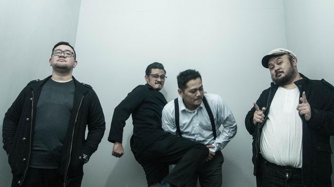 Band SORE merilis video musik yang lucu dan menarik hati untuk lagu 'Rubber Song'.