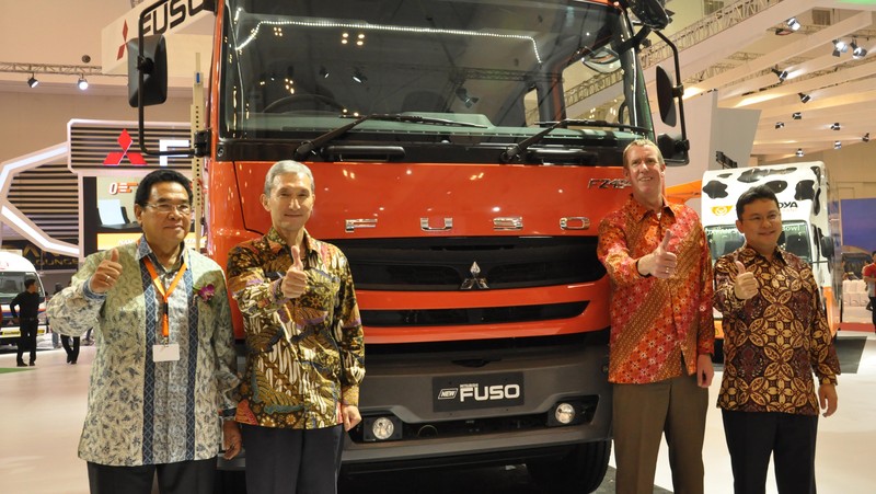 PT. Krama Yudha Tiga Berlian Motors, selaku agen tunggal merek dagang MMC menghadirkan integrasi New Super Line Up.