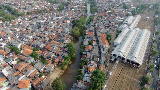 Ketika Sungai Ciliwung mengalir dengan baik, Ahok akan memanfaatkannya jadi sarana transportasi dan wisata air jurusan Rindam Jaya-Manggarai.