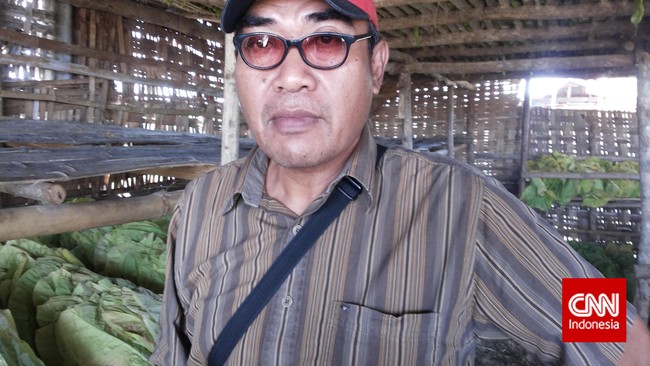 Aliansi Masyarakat Tembakau Indonesia kecewa cukai rokok naik. Pemerintah dianggap yang paling senang karena selama ini menikmati 70% hasil penjualan rokok.