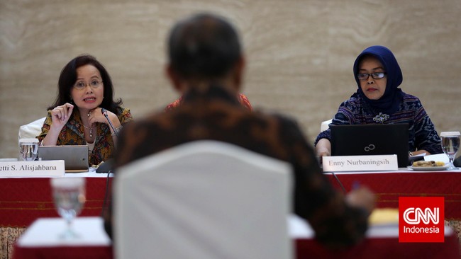 Selama proses wawancara pada Senin (24/8) pansel masih terpaku pertanyaan normatif bukan menguji isu kritikal untuk menjawab tantangan dan kebutuhan KPK. 