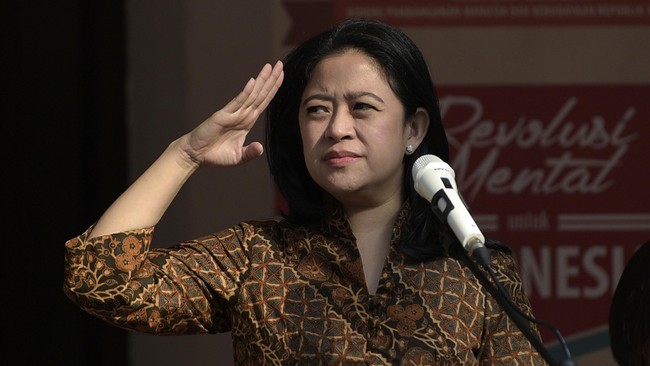 Politikus PDIP Ahmad Basarah mengatakan seharusnya negara minta maaf kepada Presiden Soekarno.