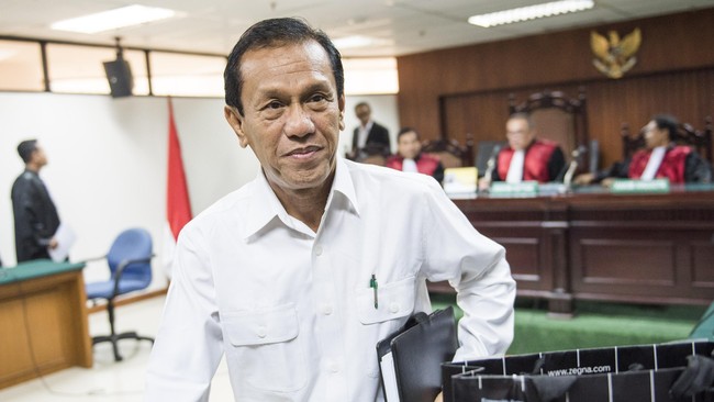 Mantan politisi PDI Perjuangan, Adriansyah dijatuhi hukuman tiga tahun penjara oleh majelis hakim Pengadilan Tindak Pidana Korupsi.