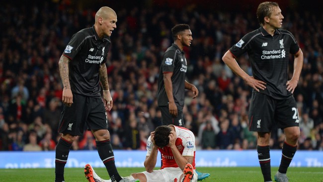 Lini belakang Liverpool sukses membuat catatan minim dua gol yang ditorehkan The Reds berbuah tujuh poin pada tiga pekan awal Liga Inggris musim ini.