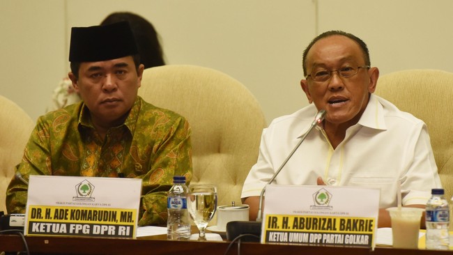 Ade Komarudin berencana bertemu politikus senior Golkar, Aburizal Bakrie terkait dengan keputusan partai yang mengangkat kembali Setya Novanto.