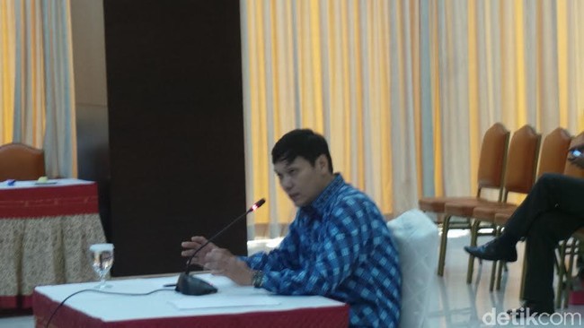 Surya Tjandra mengaku mendapat rekomendasi dari Ahok untuk mengikuti seleksi pimpinan Komisi Pemberantasan Korupsi.