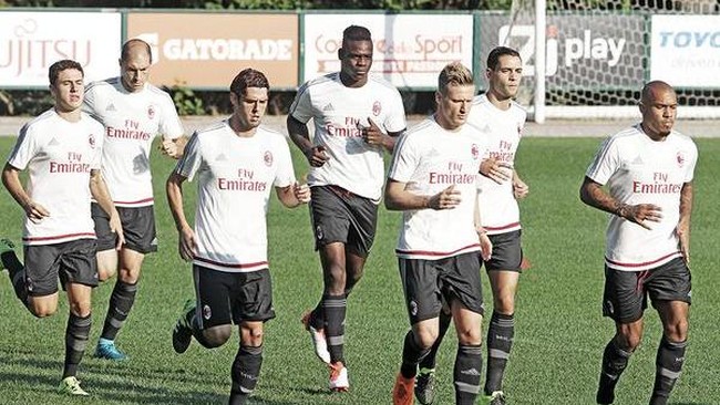 Kaka yakin Mario Balotelli punya kemampuan untuk jadi bintang. Kini ia berharap Balotelli mau berusaha keras untuk mewujudkannya.